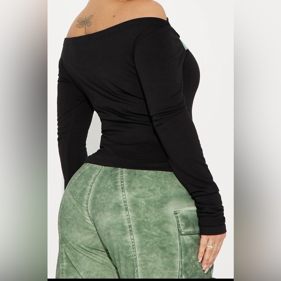 Off Shoulder Top - Picture 2 of 5